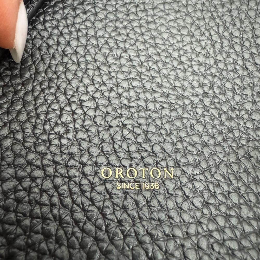 Oroton Avalon Mini Bucket Bag Black Crossbody - Picture 2 of 7
